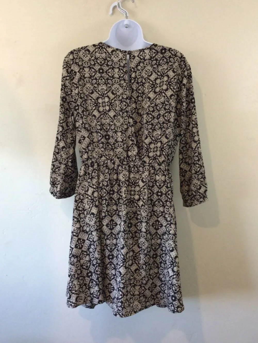 3/$10💕 Lush Black & Tan Floral Print 3/4 Sleeve Elastic Waist Thin Dress - Picture 4 of 5